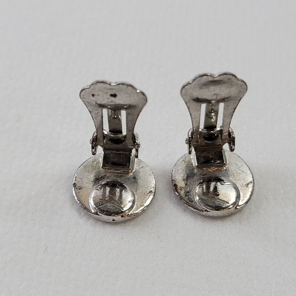 CHRISTIAN DIOR Silver Clip Earrings - Picture 5 of 5